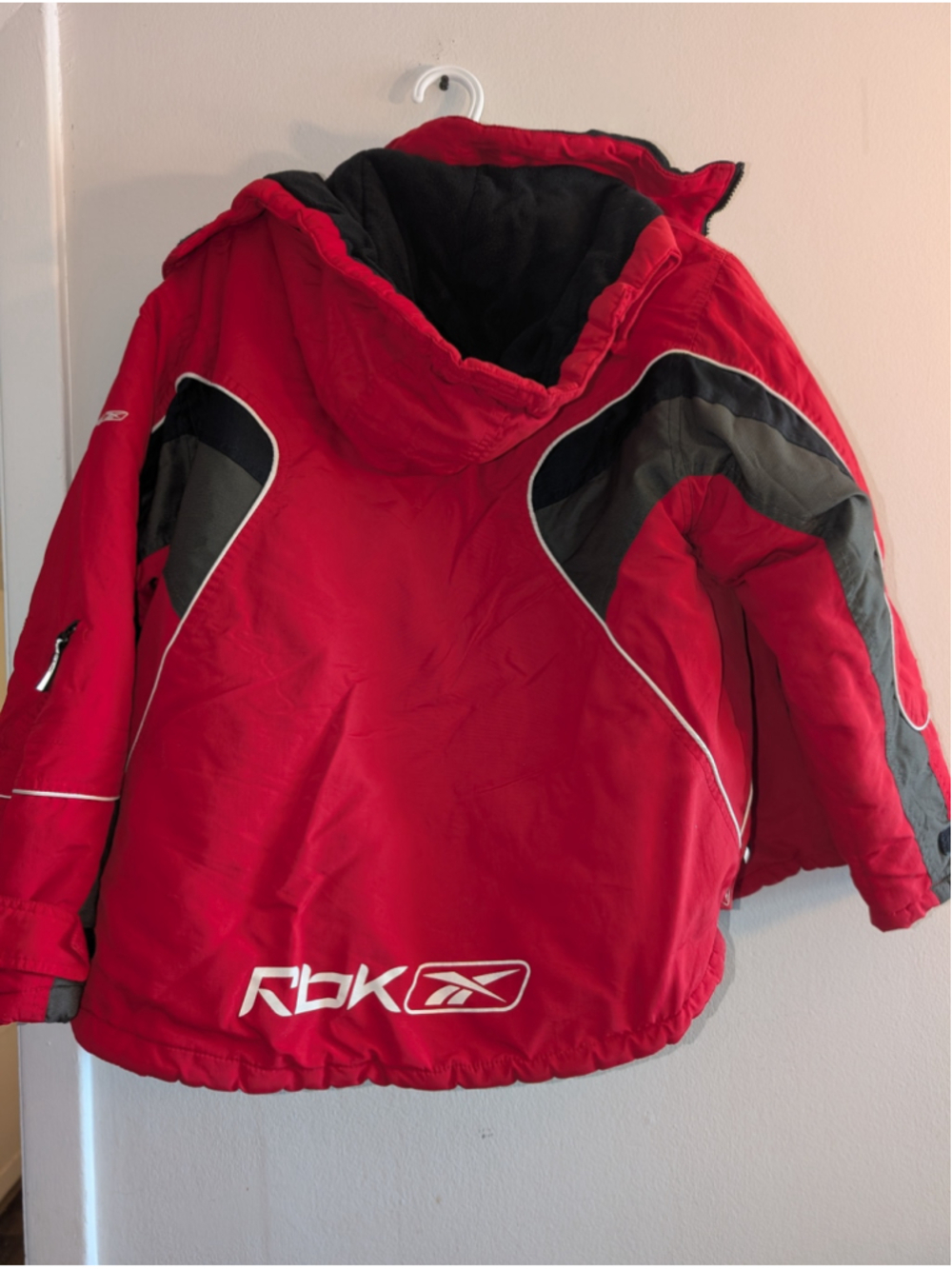 Reebok Puffer Jacket XL Red Gray, Boys - Picture 5 of 7